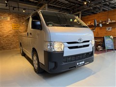 ハイエースV DX