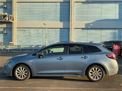 カローラツーリング HV S