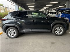 ヤリスクロス G