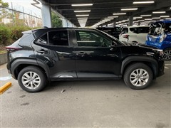 ヤリスクロス G