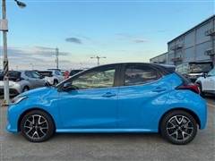 ヤリス ハイブリッド Z