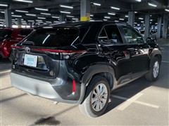 ヤリスクロス G