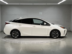 プリウス Aツーリングセレクション