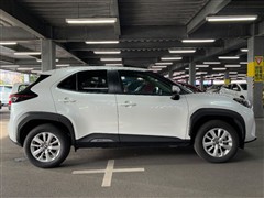 ヤリスクロス G