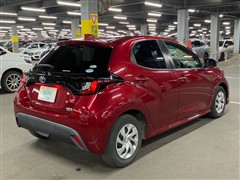 ヤリス ハイブリッド X