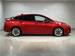 プリウス A ツーリングセレクション