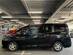 ヴォクシー ハイブリッド V