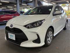 ヤリス ハイブリッド X