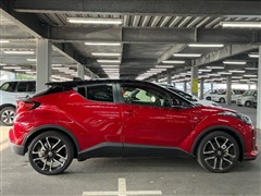 C-HR S GRスポーツ