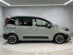 シエンタ HEV Z 5ニンノリ