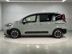 シエンタ HEV Z 7ニンノリ