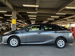 プリウス S セーフティプラス2