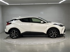 C-HR ハイブリッド G
