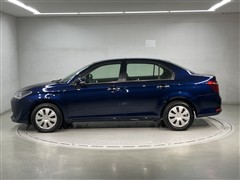 カローラアクシオ 1.5G