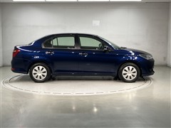 カローラアクシオ 1.5G