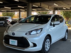 トヨタ　アクア G