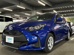トヨタ　ヤリス X