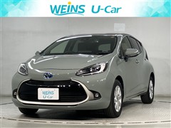 トヨタ　アクア Z