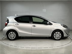 アクア S スタイルブラック