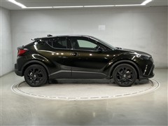 C-HR G-Tモードネロセーフ+3