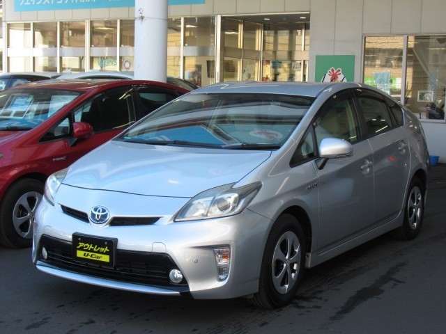 プリウス S（13701K0969409）の中古車 | トヨタ認定中古車 | トヨタ