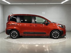 シエンタ HEV Z 7ニンノリ