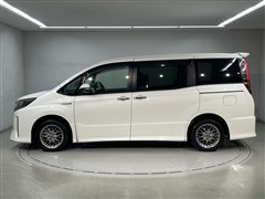 ノア ハイブリッド Si WxB