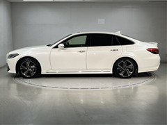 クラウン HV RS アドバンス