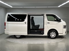 ハイエース S-GLダークプライム2