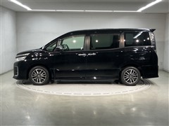 ヴォクシー ZS キラメキ 7ニンノリ