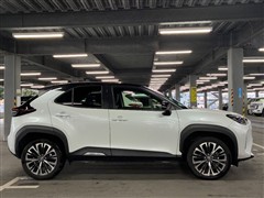 ヤリスクロス Z