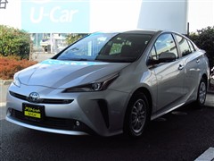 トヨタ プリウス S