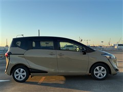 シエンタ ファンベース G