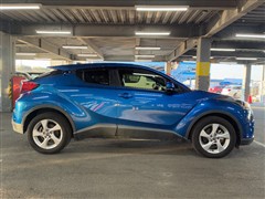 C-HR S-T 4WD