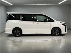 ヴォクシー ZS 7ニンノリ