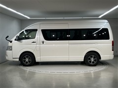 ハイエースW グランドキャビン