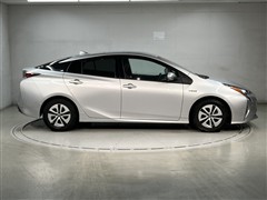 プリウス Aプレミアム