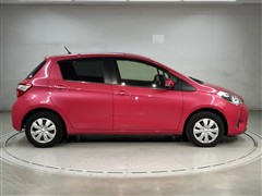 ヴィッツ 1.0 ジュエラ