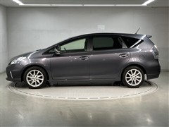 プリウスアルファ Sツーリング5ニン