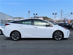 プリウス S ツーリングセレクション