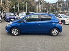 ヴィッツ ハイブリッドF