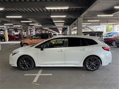 カローラツーリング HV WxB