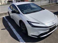 トヨタ　プリウス Z