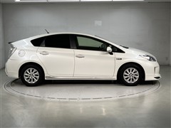 プリウスPHV G レザーPKG