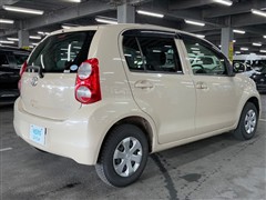 パッソ 1.0X クツロギ 4WD