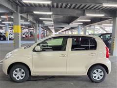 パッソ 1.0X クツロギ 4WD