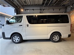 ハイエースV DX 3/6ニン 5ドア