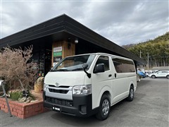 ハイエースV DX 3/6ニン 5ドア