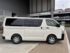 ハイエースV DX 3/6ニン 5ドア