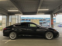 ES300h バージョンL